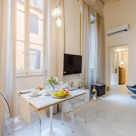 Contemporary With Private Outdoor Apartament Lukka